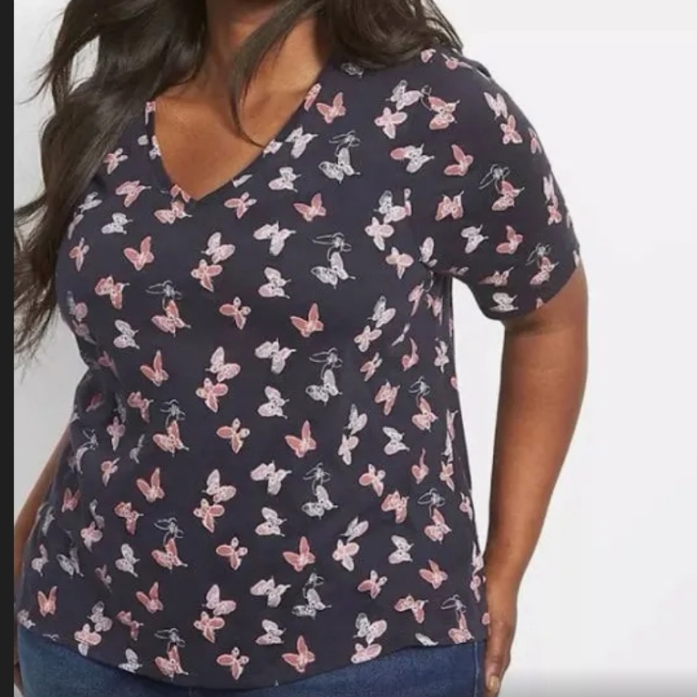 NWOT Lane Bryant Butterfly Perfect Sleeve Tee Vneck